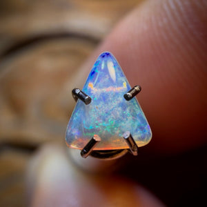 0.15cts - South Australian Crystal Opal