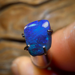 0.75cts - Queensland Boulder Seam Opal from Winton
