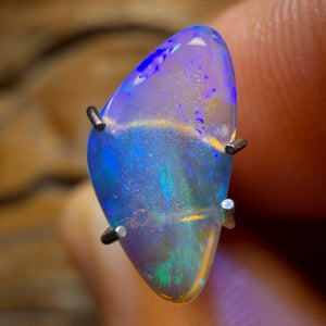 0.75cts - Solid Australian Boulder Pipe Crystal Opal