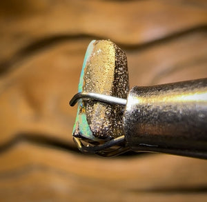 Auction Fall-Through = Your Gain! 🔥 Now More Than 50% Off RRP 🚨 0.91cts - Queensland Boulder Seam Opal from Winton