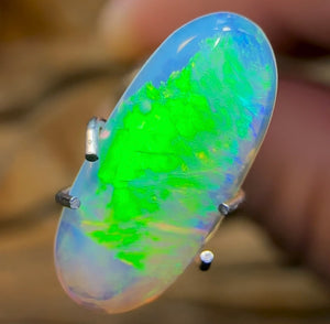 0.85cts - Lightning Ridge Crystal Opal - Opal Whisperers