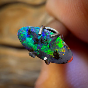 0.65cts - Australian Boulder Seam Opal