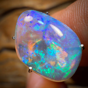 3.9cts - Gem Lightning Ridge Crystal Opal