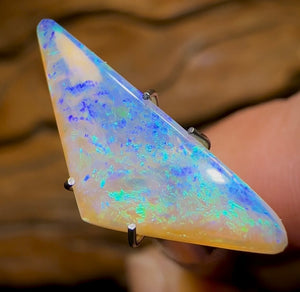 2.35cts - Rare Mintabie Crystal Opal. Decades Old ISAACS CUT - Opal Whisperers
