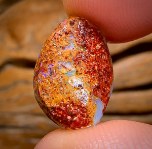 7.1cts - Boulder Pipe Opal Rub. Australian Opal