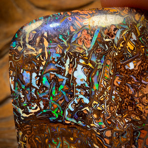 153,7 cts - Grande opale boulder tribale australienne de Koroit