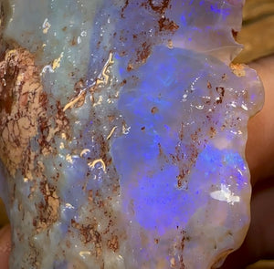 115.5cts - Lightning Ridge Opal Rough Piece. ISAACS CHOICE