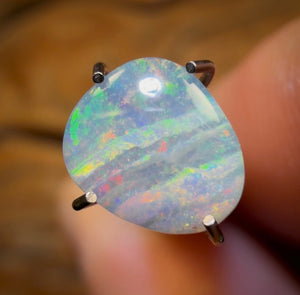 0.95cts - Queensland Boulder Seam Opal from Winton. Australian Opal BARGAIN