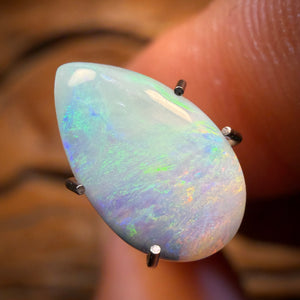 1.8cts - Queensland Boulder Seam Opal. Australian Opal