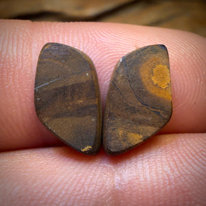 4,2 cts - Paire de doublets d'opale boulder australienne