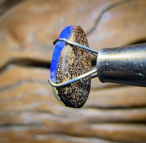 2.25cts - “Electric Shallows” Queensland Boulder Seam Opal