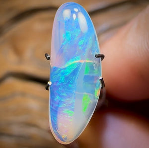 1.7cts - Lightning Ridge Crystal Opal