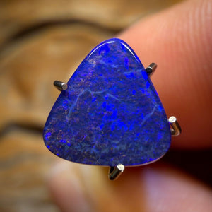1.35cts - Queensland Boulder Seam Opal. Australian Opal