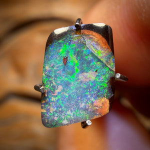 1.4cts - Queensland Boulder Seam Opal. Australian Opal