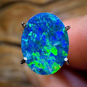 1.55cts - Australian Boulder Opal Doublet
