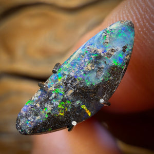 1.7cts - Australian Boulder Seam Opal