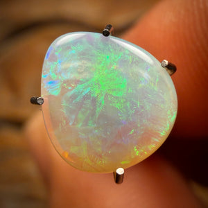 1.7cts - Lightning Ridge Light Opal
