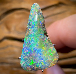 5.3cts - GEM Queensland Boulder Seam Opal from Winton - Opal Whisperers
