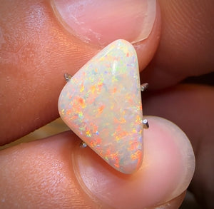 Auction Fall-Through = Your Gain! 🔥 Now More Than 50% Off RRP 🚨 3.3cts - South Australian White Opal