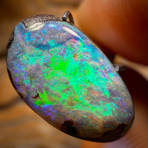 6.1cts - Australian Boulder Seam Opal