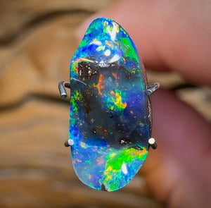 2.5cts - Queensland Boulder Opal from Winton - Opal Whisperers