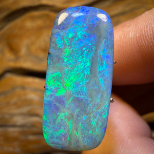 14.15cts - Top Australian Boulder Seam Opal from Winton