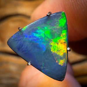 2.1cts - Wow Lightning Ridge Opal Doublet