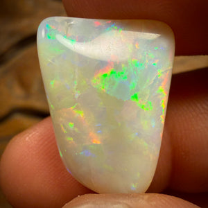 16.1cts - South Australian White Opal. Vintage Cut