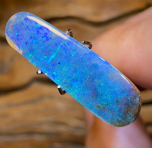 6cts - Winton Seam Opal. Australian Opal - Opal Whisperers