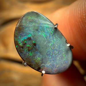 2.1cts - Queensland Boulder Seam Opal. Australian Opal Half Price Bargain