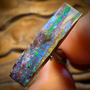 8.7cts - Queensland Boulder Seam Opal. Australian Opal