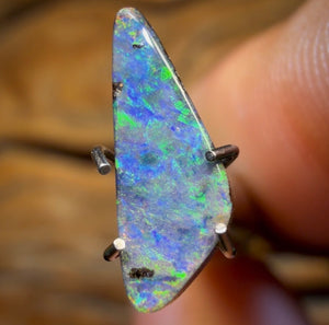 1.05cts - Queensland Boulder Seam Opal from Winton. Australian Opal BARGAIN