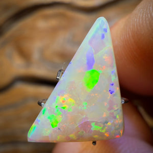 Wild Card! 3.4cts - South Australian White Opal from Mintabie