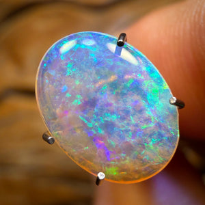 Bargain Card! 1.05cts - Rare South Australian Crystal Opal from Mintabie