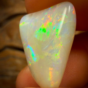 🔨 AUCTION 🔨 Reserve 💎 High Roller Banger Auction 💎 16.1cts - South Australian White Opal. Vintage Cut