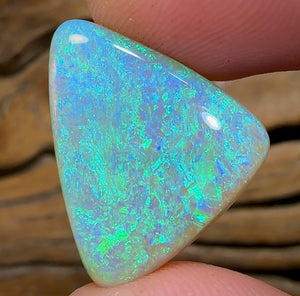 12.3cts - Mintabie Rare Crystal Opal. Gem Quality - Opal Whisperers