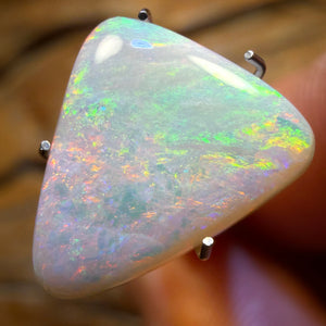 2.9cts - South Australian White Opal from Coober Pedy