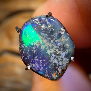 2.1cts - Queensland Boulder Seam Opal. Australian Opal