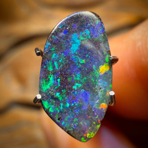 2.3cts - Australian Boulder Seam Opal