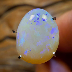 2.3cts - South Australian Light Opal