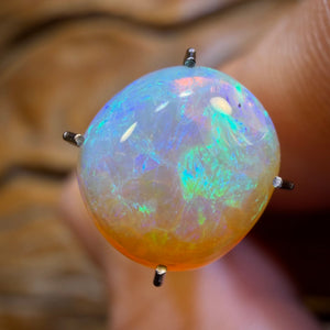 2.4cts - Lightning Ridge Crystal Opal