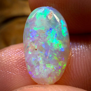 2.7cts - Lightning Ridge Crystal Opal Rub