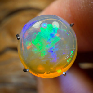 2.9cts - South Australian Crystal Opal from Andamooka