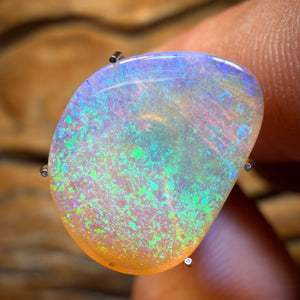 4,2ct - Solider australischer Boulder Pipe Crystal Opal