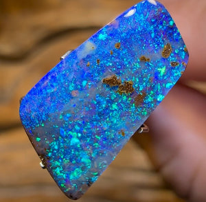 5.3cts - Australian Boulder Seam Opal. Reef Pattern - Opal Whisperers