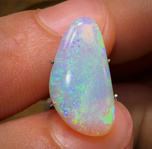 3.55cts - South Australian Crystal Opal