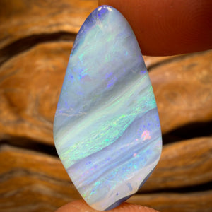 22.2cts - Queensland Boulder Seam Opal from Winton