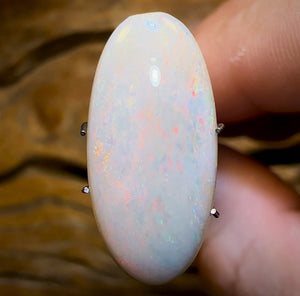 5.95cts - South Australian White Opal Big Bargain