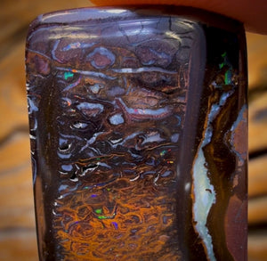 114,3 cts - Opale boulder tribale australienne de Koroit