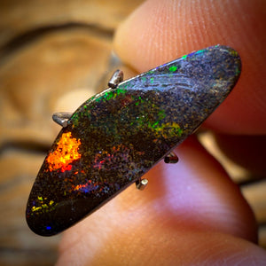 3.6cts - Chameleon Queensland Boulder Seam Opal. Australian Opal